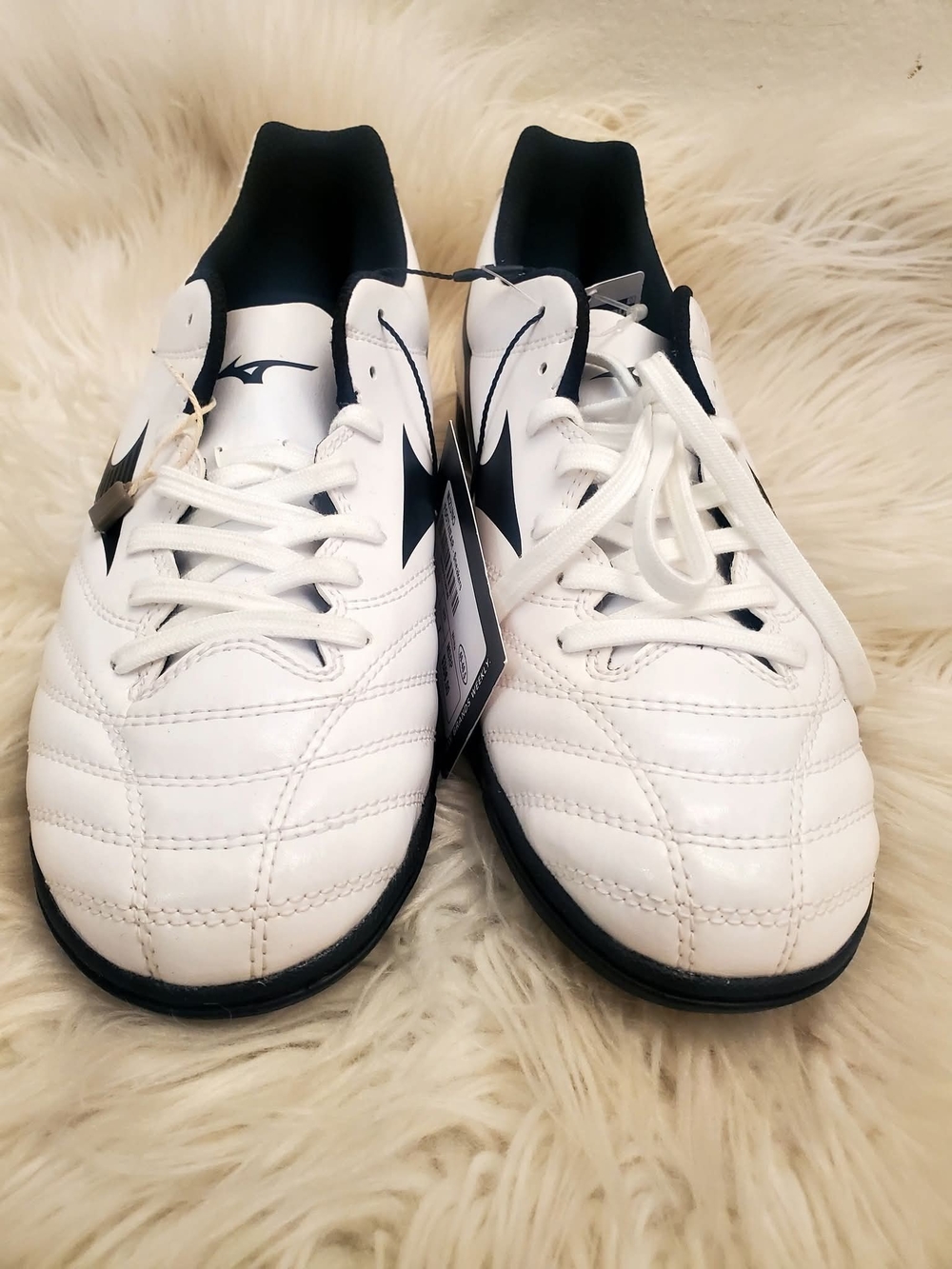 Mizuno White and Black Men's Athletic Soccer Shoes